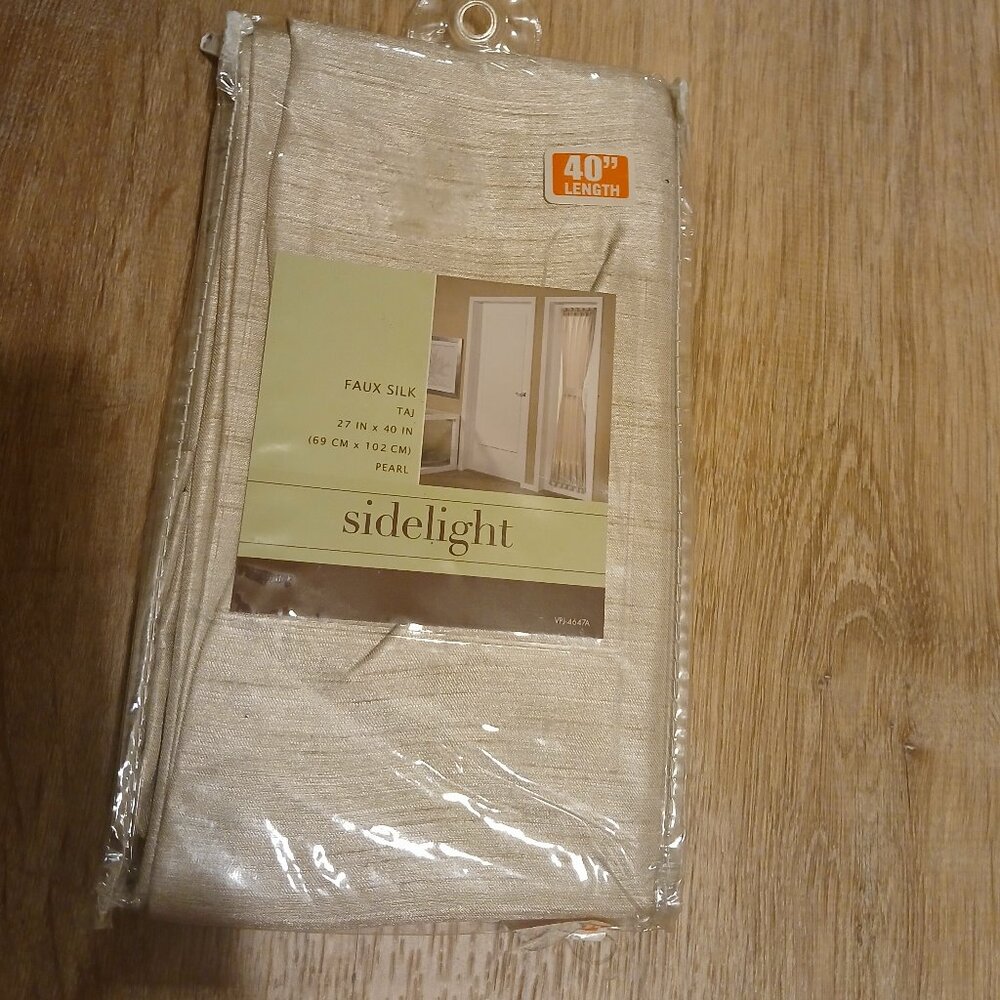Bed Bath & Beyond Faux Silk Sidelight window panel - NWOT